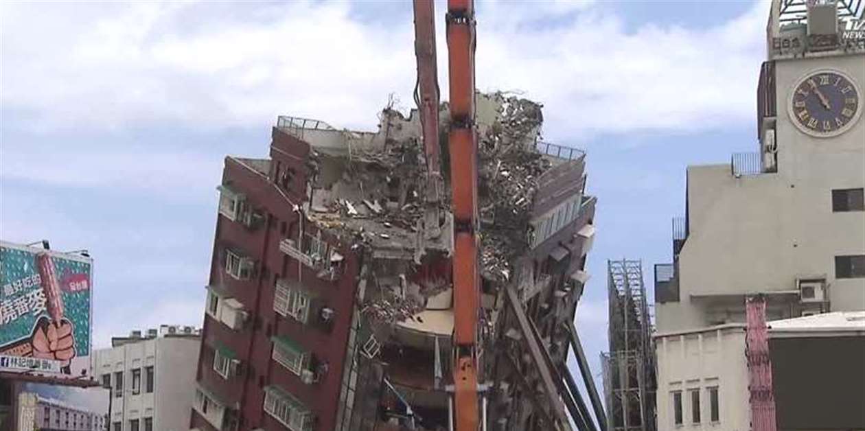 The earthquake-hit tower is being demolished