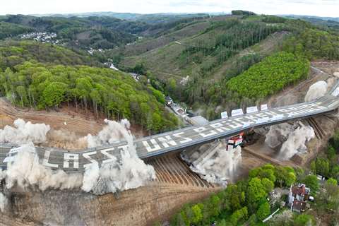 VIDEO: Contractor demolishes 70-metre-high bridge