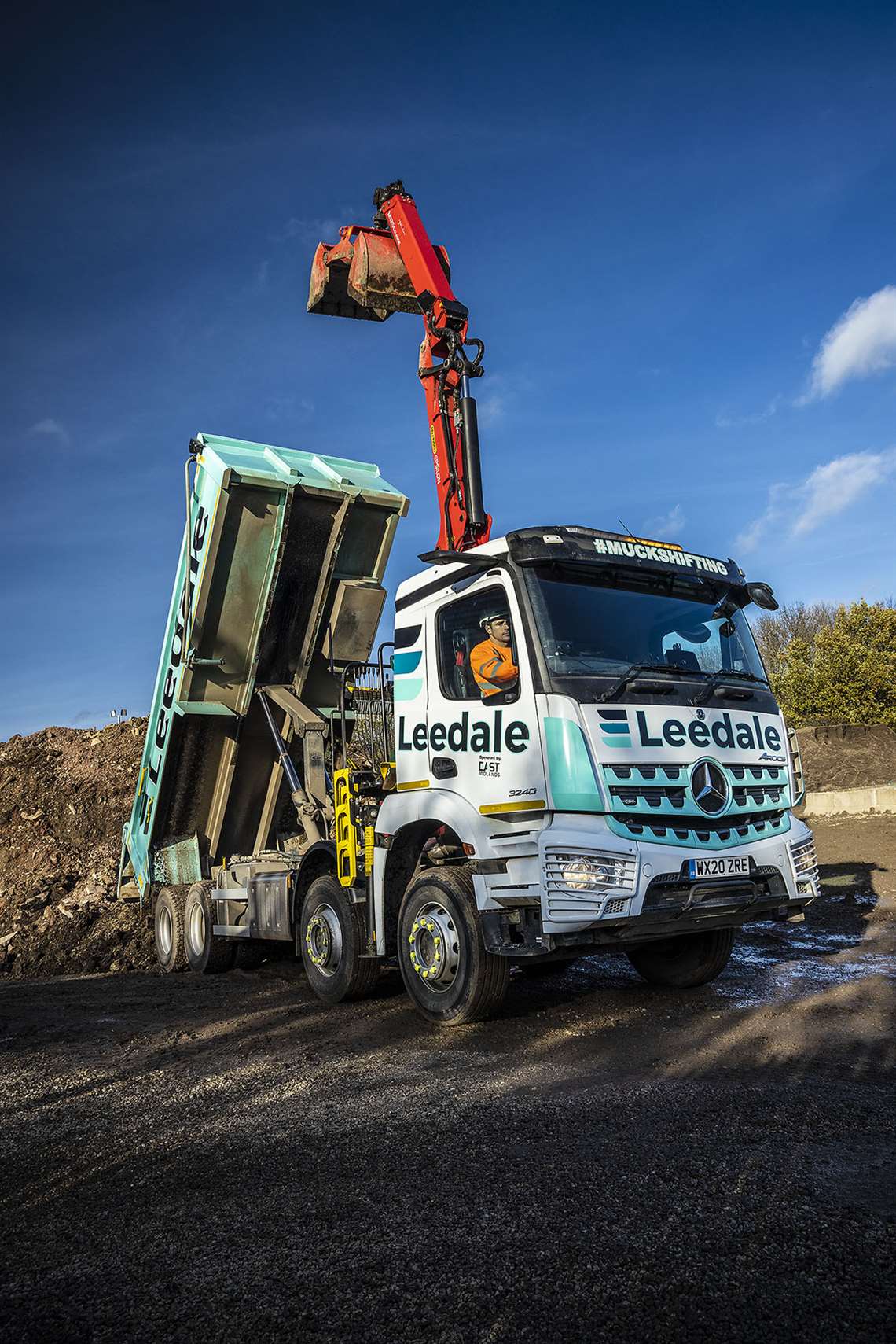 Mercedes Arocs 3240 with Palfinger Epsilon crane and Kinshofer clamshell bucket for Leedale