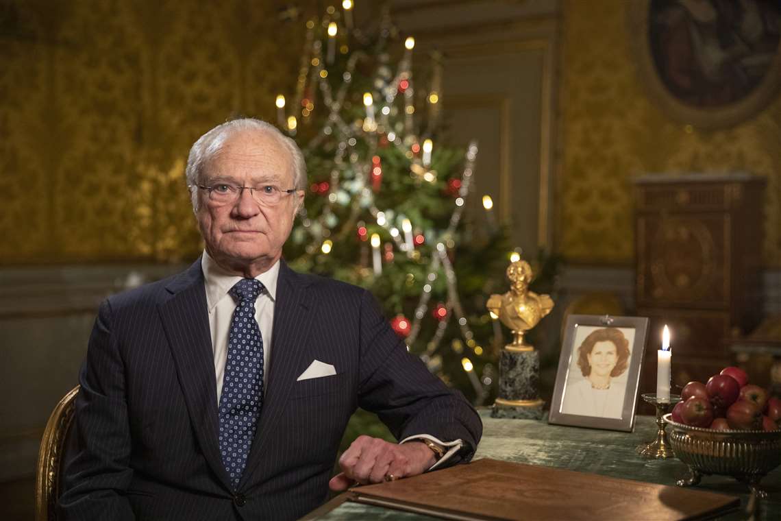 HM The King's during his most recent Christmas speech at Drottningholm Castle. © Copyright Royal Court of Sweden Photo by: Victor Ericsson, Royal. Hovstaterna / Victor Ericsson.