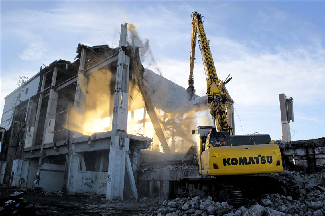 Komatsu PC490HRD-11 demo excavator with K100