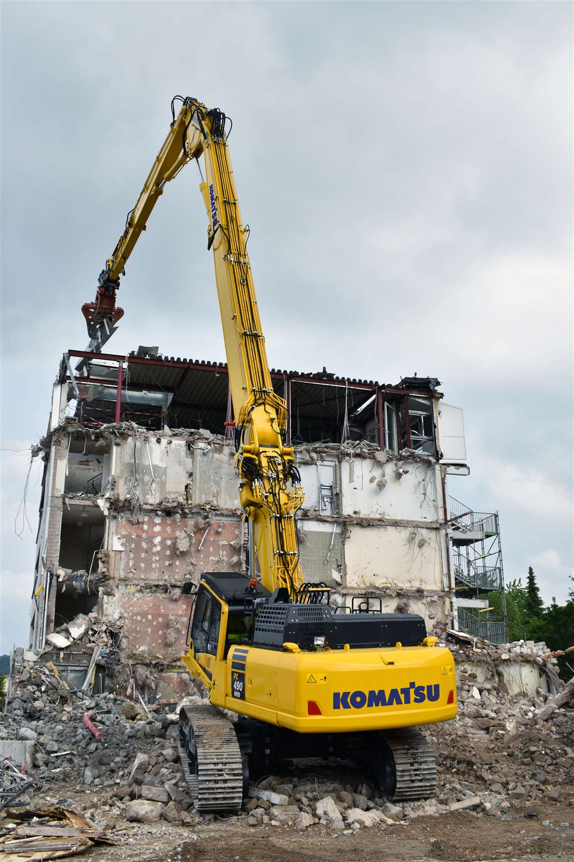 Komatsu PC490HRD-11 demo excavator with K100