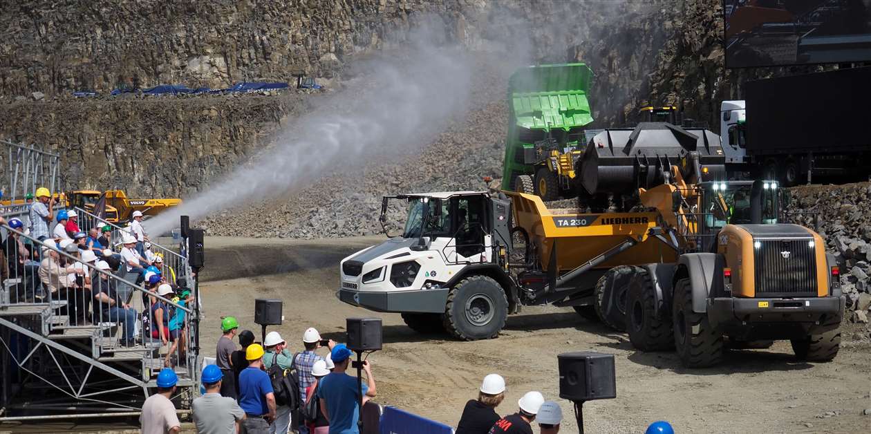 5×3 Steinexpo live demonstrations and equipment innovation