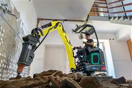 The Ammann eAMX15 mini excavator.