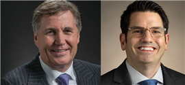Andrew Bonfield (izquierda) se jubila el 1 de octubre de 2026 y será reemplazado como director financiero por Kyle Epley (derecha) (Imagen: Caterpillar).
