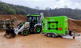 JCB 3CX 氢动力反铲装载机