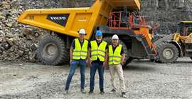 Sven Kersten, co-managing director at SHF, Volker Bonnke, technical product specialist at Volvo CE and Klaus Schneider, managing director at SHR (Image: Volvo CE)