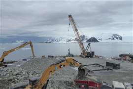 Polar runway project for Sandvik