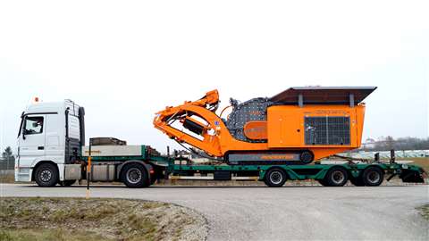 Rockster R700S impact crusher being transported
