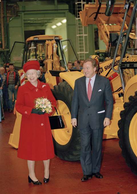 JCB Lord Bamford The Queen