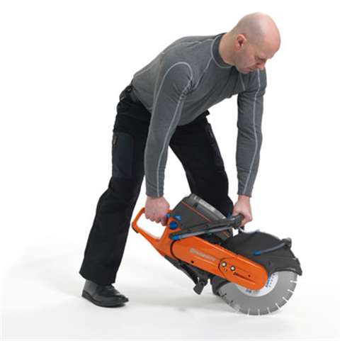 A good ergonomic design allows Husqvarna’s K-750 to be used more easily and efficiently