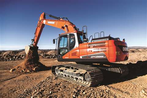 Doosan dx225 lc 5 excavator