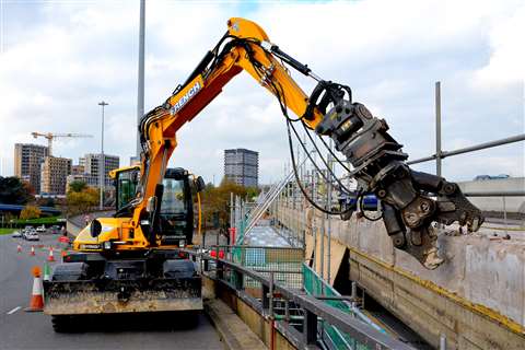 JCB Hydradig. French web