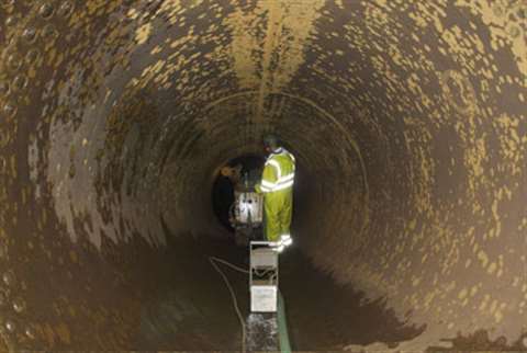 The Conjet 324 at work inside the 570 m long Glenlee Power Station penstock