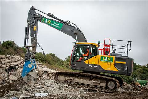 L&S Waste Management's new Volvo EC220E excavator on site
